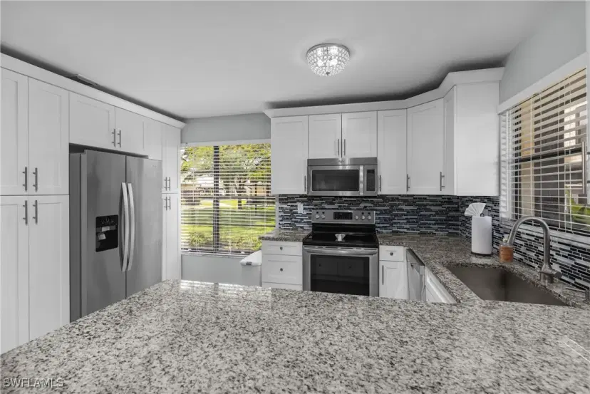 Picture of 627 SE 12Th Ave 127, Cape Coral FL 33990