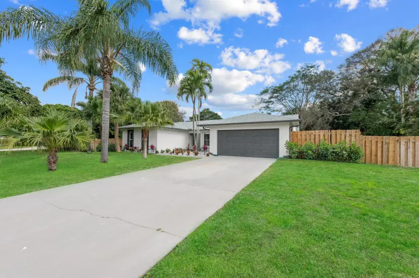 Picture of 280 Sulky Way, Wellington FL 33414