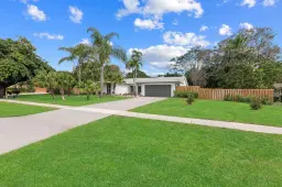 Picture of 280 Sulky Way, Wellington, FL 33414