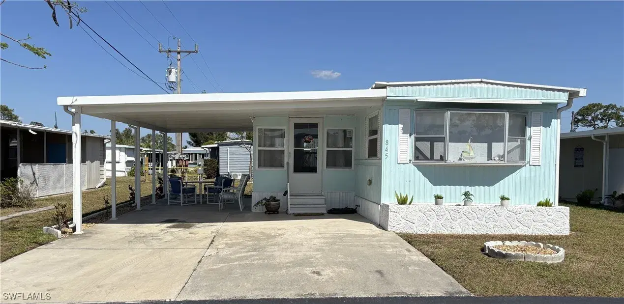 Picture of 845 Winterest Dr, North Fort Myers, FL 33917