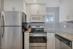 Picture of 22375 Edgewater Dr 224, Punta Gorda, FL 33980