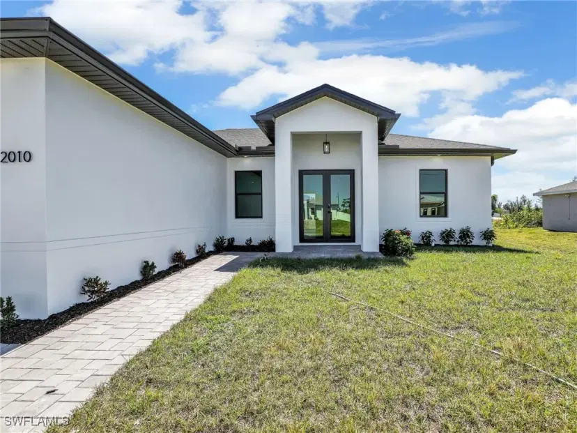 Picture of 2010 NW 21St St, Cape Coral FL 33993