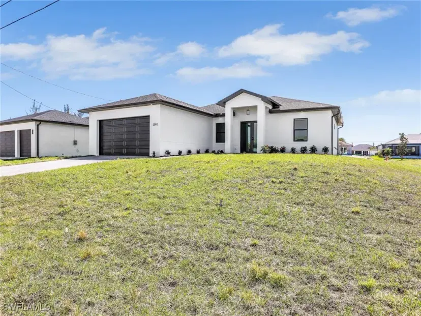 Picture of 2010 NW 21St St, Cape Coral FL 33993