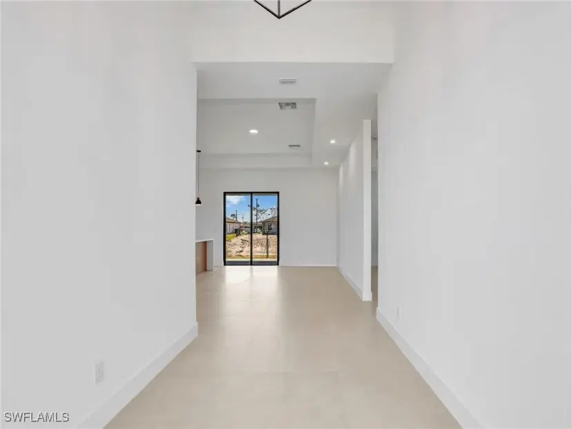 Picture of 2010 NW 21St St, Cape Coral FL 33993