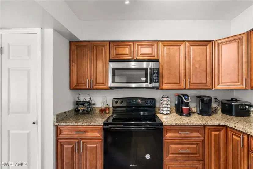 Picture of 1020 Sumica Dr, Fort Myers FL 33919