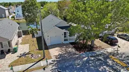 Picture of 238 Leawood Cir, Naples, FL 34104