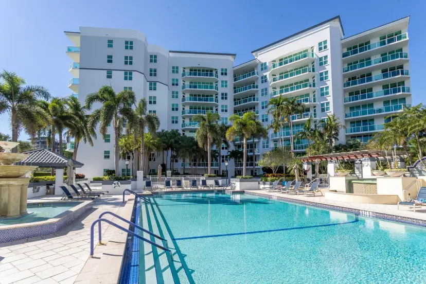 Picture of 500 SE Mizner Boulevard A209, Boca Raton FL 33432