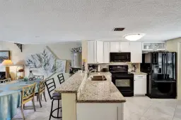 Picture of 2563 NE 15Th St 2563, Pompano Beach, FL 33062