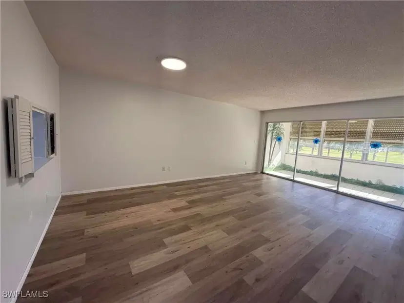 Picture of 1828 Pine Valley Dr 209, Fort Myers FL 33907