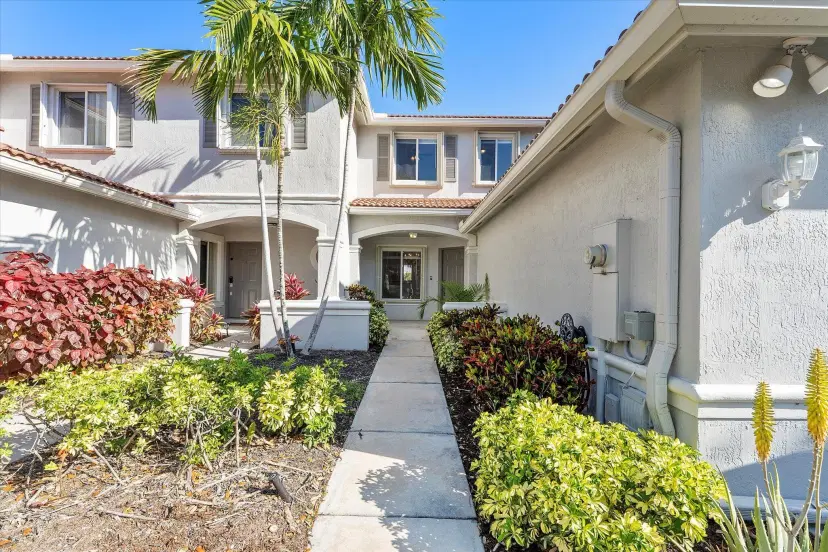 Picture of 6204 Sandy Bank Terrace, Riviera Beach FL 33407