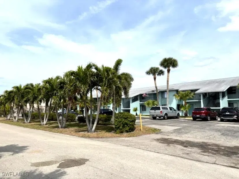 Picture of 4903 Vincennes St 116, Cape Coral FL 33904