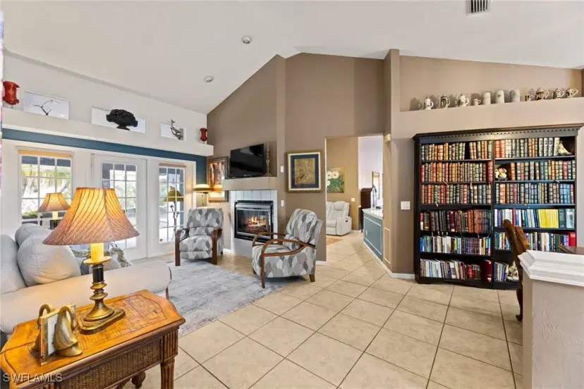 Picture of 12633 Shannondale Dr, Fort Myers FL 33913
