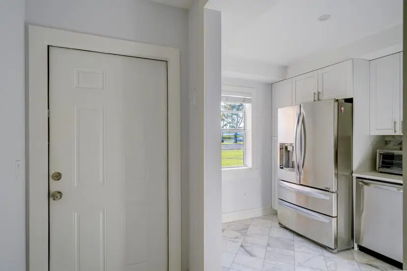 Picture of 140 Lake Meryl Drive 133, West Palm Beach FL 33411