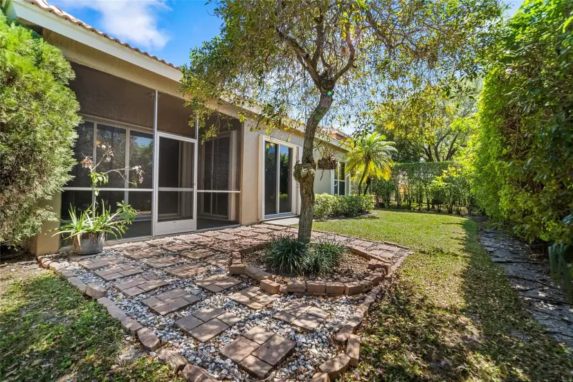 Picture of 7803 NW 60Th Ln, Parkland FL 33067