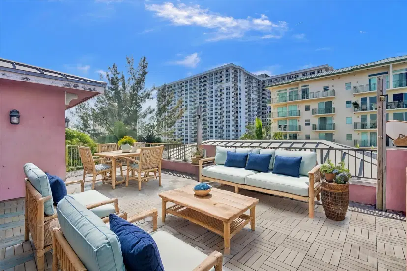 Picture of 3213 NE 5Th St # 202, Pompano Beach FL 33062