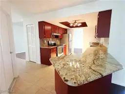 Picture of 1629 SE 6Th Ln, Cape Coral, FL 33990