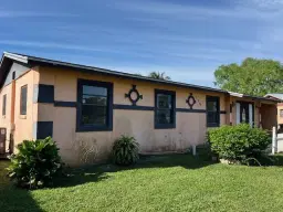 Picture of 932 SW Avenue H, Belle Glade, FL 33430