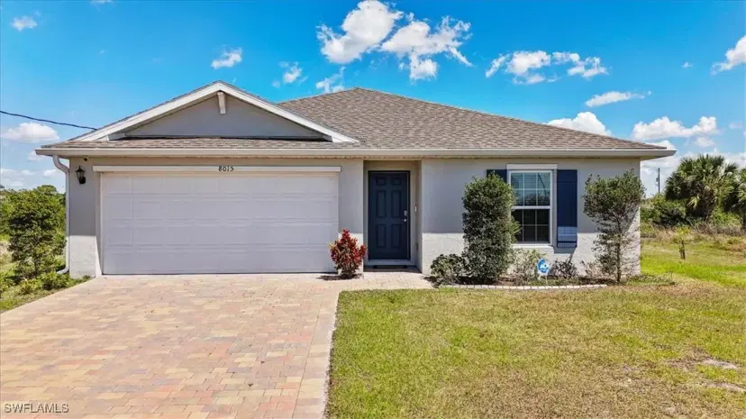 Picture of 8015 Mangrove Cir, Labelle FL 33935