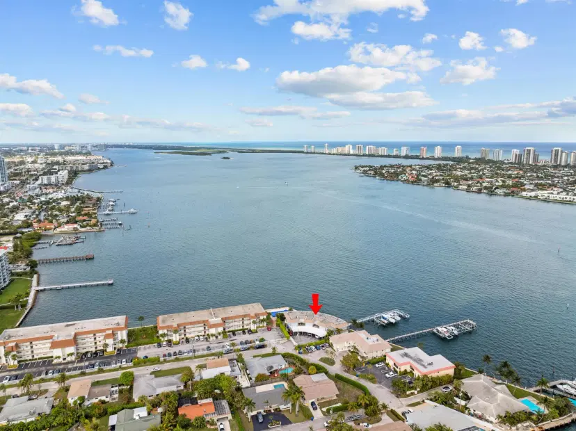Picture of 371 Wilma Circle 3, Riviera Beach FL 33404