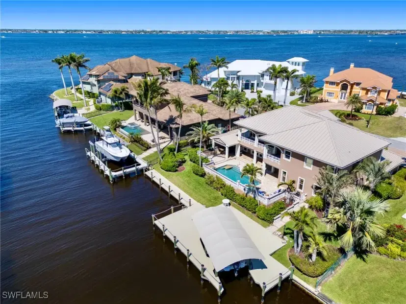 Picture of 798 Cypress Lake Cir, Fort Myers FL 33919