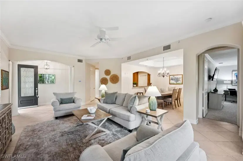 Picture of 2817 Tiburon Blvd E 101, Naples FL 34109