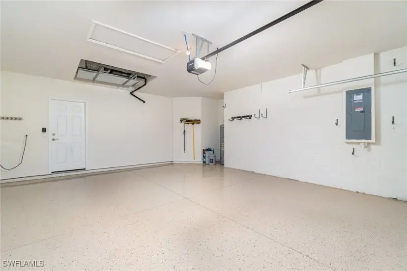 Picture of 20058 Fiddlewood Ave, North Fort Myers FL 33917