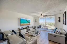 Picture of 3465 Via Poinciana 606, Lake Worth, FL 33467