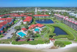 Picture of 107 Half Moon Cir E2, Hypoluxo, FL 33462