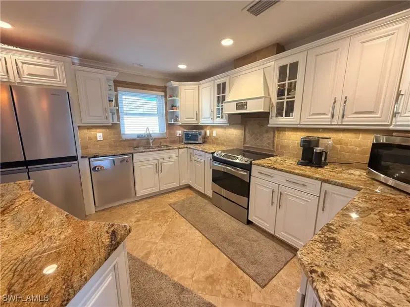 Picture of 27950 Village Dr, Bonita Springs FL 34135