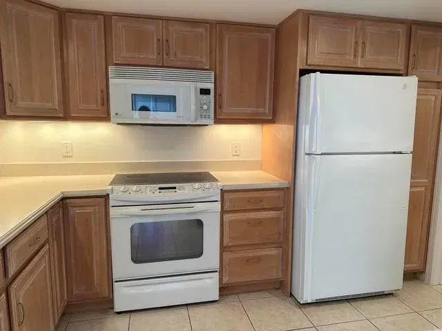 Picture of 145 Atlantis Boulevard 104, Atlantis FL 33462