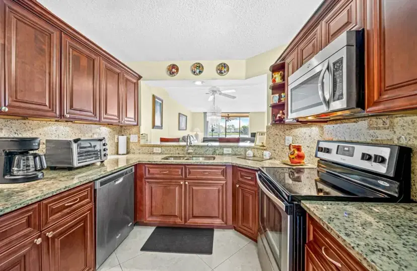 Picture of 7840 Trent Dr 111, Tamarac FL 33321