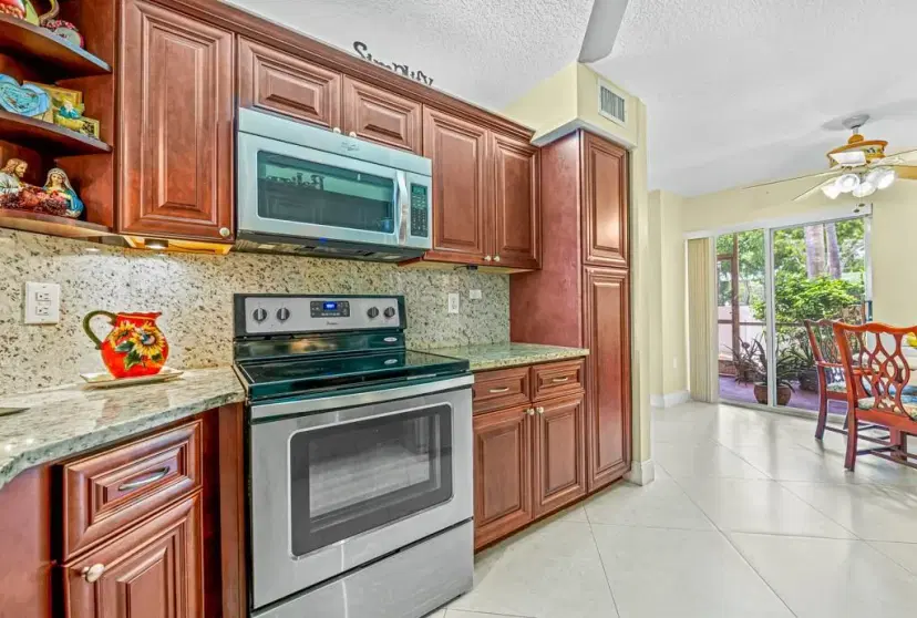 Picture of 7840 Trent Dr 111, Tamarac FL 33321