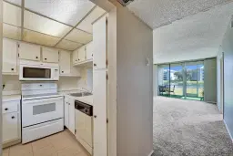 Picture of 9440 Poinciana Pl 109, Davie, FL 33324