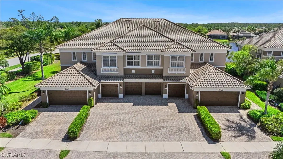 Picture of 12971 Pennington Pl 101, Fort Myers, FL 33913