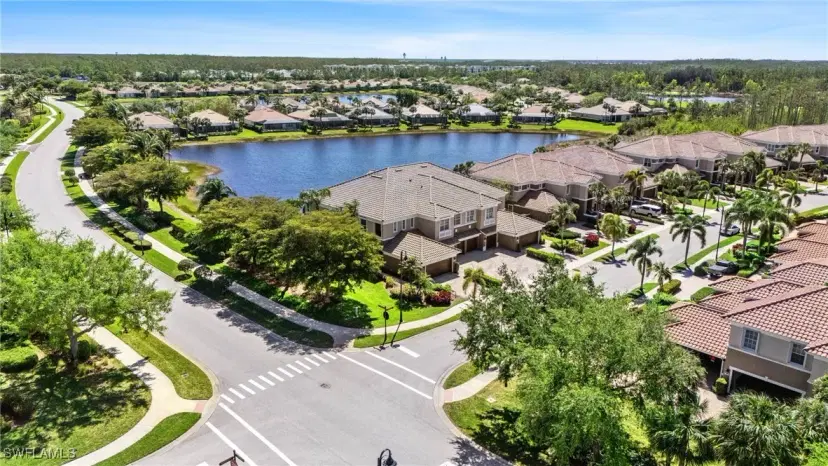 Picture of 12971 Pennington Pl 101, Fort Myers FL 33913