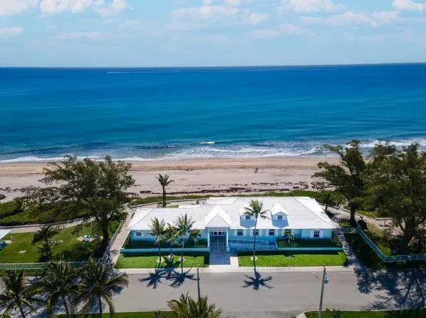 Picture of 23 Hibiscus Drive I, Briny Breezes FL 33435