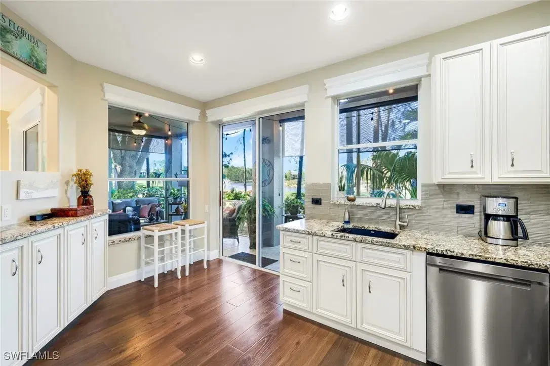 Picture of 8217 Parkstone Pl 101, Naples, FL 34120