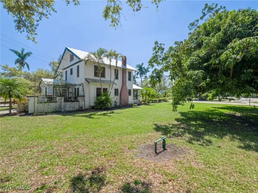 Picture of 3650 Mckinley Ave, Fort Myers FL 33901