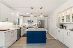 Picture of 2265 W Gulf Dr 310C, Sanibel, FL 33957