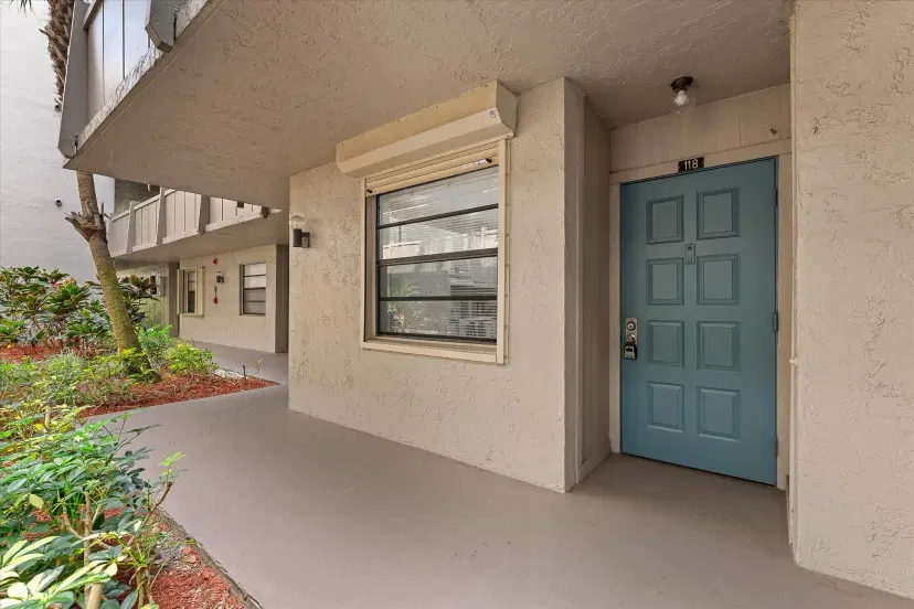 Picture of 1101 Colony Point Circle 118, Pembroke Pines FL 33026