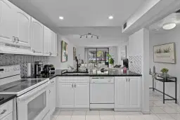 Picture of 1101 Colony Point Circle 118, Pembroke Pines, FL 33026