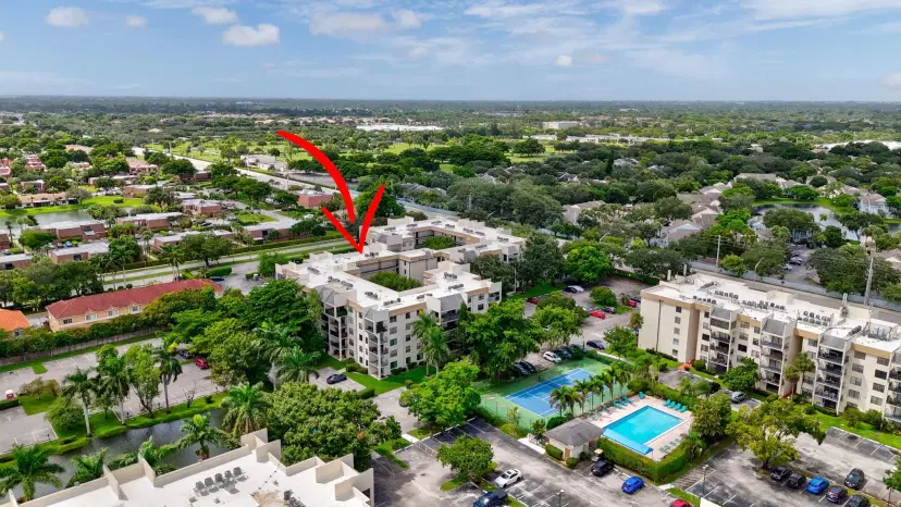 Picture of 6190 Woodlands Boulevard 311, Tamarac FL 33319