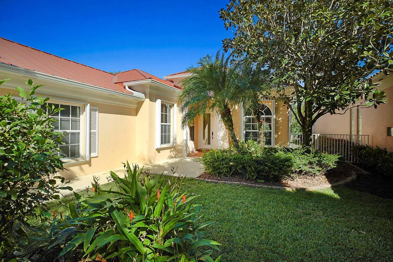 Picture of 1345 SW Eagleglen Place, Stuart, FL 34997