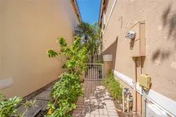 Picture of 1840 Sweetbay Way, Hollywood, FL 33019