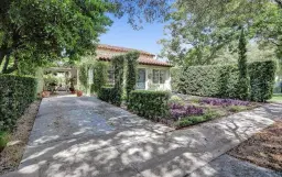 Picture of 1107 Alhambra Circle, Coral Gables, FL 33134