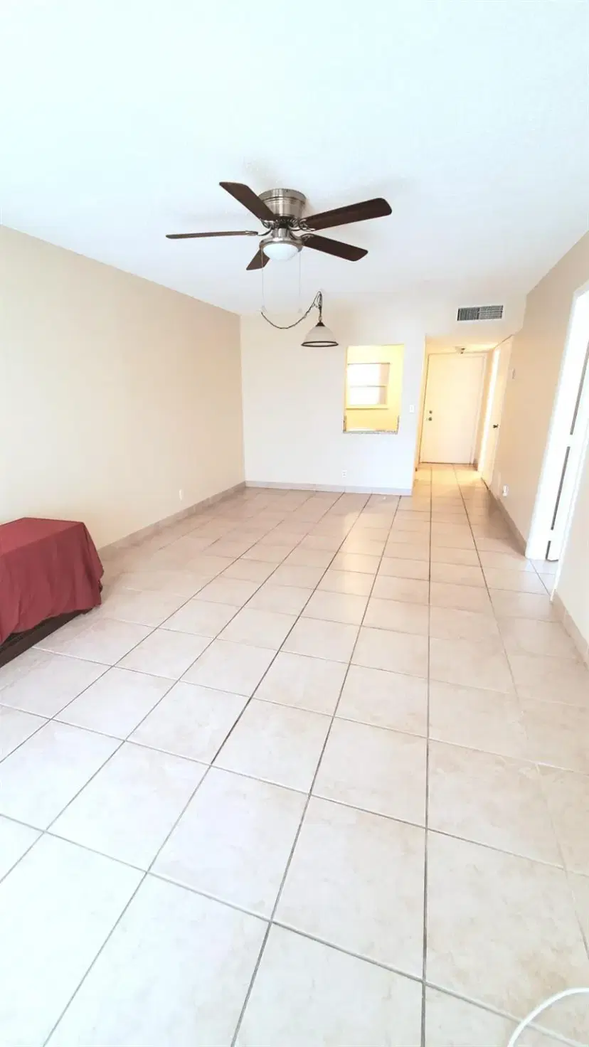 Picture of 2710 Riverside Dr 202, Coral Springs FL 33065