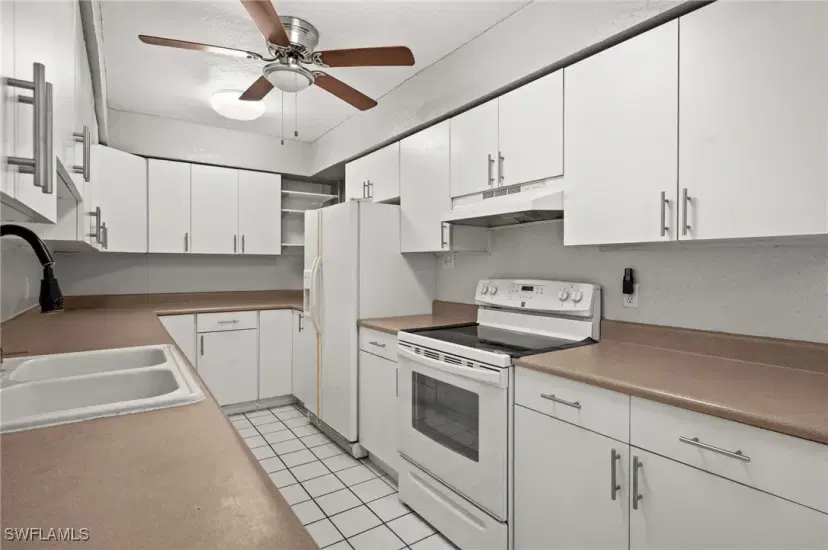 Picture of 117 Alcala Ave, Lehigh Acres FL 33936