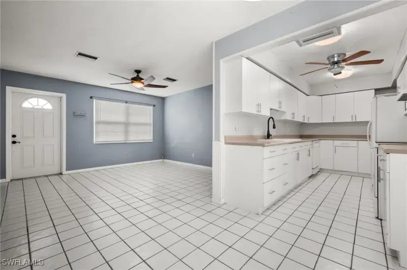 Picture of 117 Alcala Ave, Lehigh Acres FL 33936