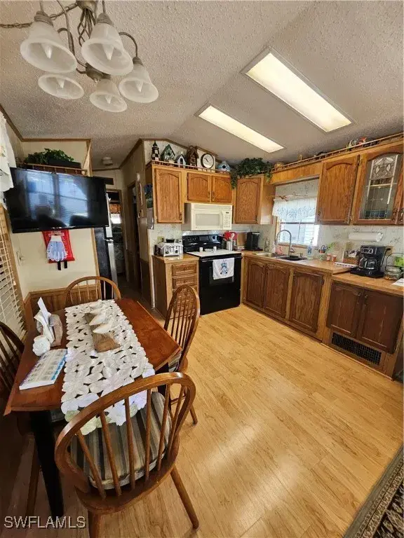 Picture of 21 Shifting Sand Ave, Bonita Springs FL 34135