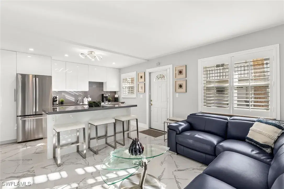 Picture of 980 7Th Ave S 109, Naples, FL 34102